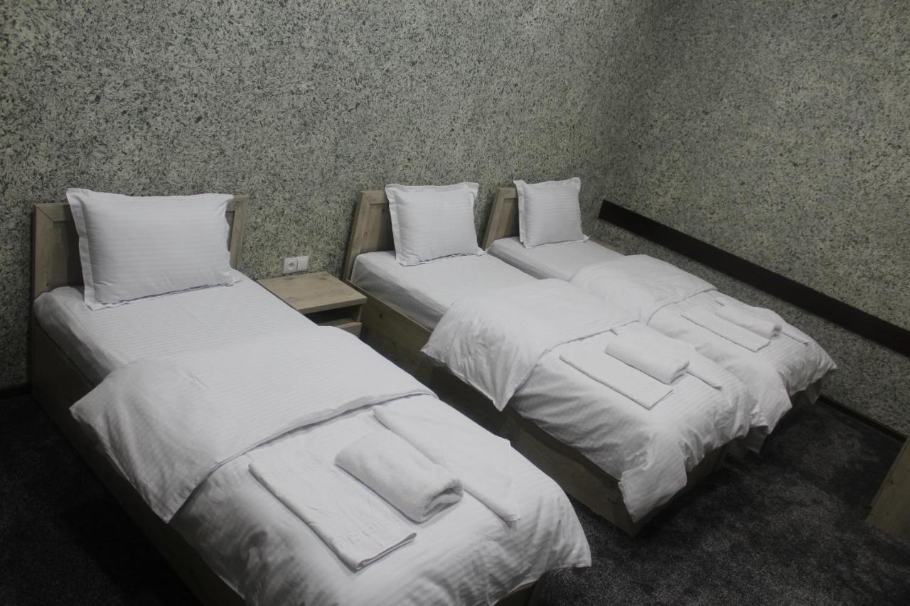 Taxtapul Hotel Tashkent Exterior foto